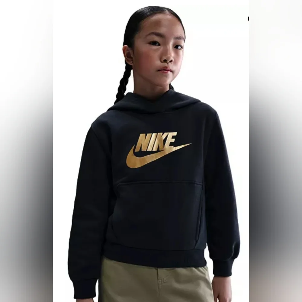 Nike Big Kids' Sportswear Gold Satin Logo Club Fleece Hoodie